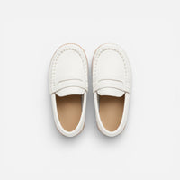 Mocassin enfant cuir blanc – vue de dessus