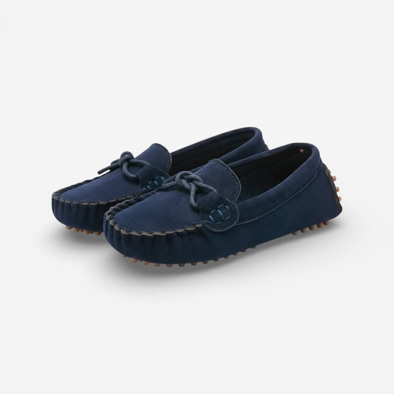 Mocassin enfant bateau bleu marine – détail de la finition