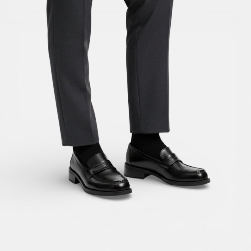 Mocassin femme à talon noir – détail de la finition