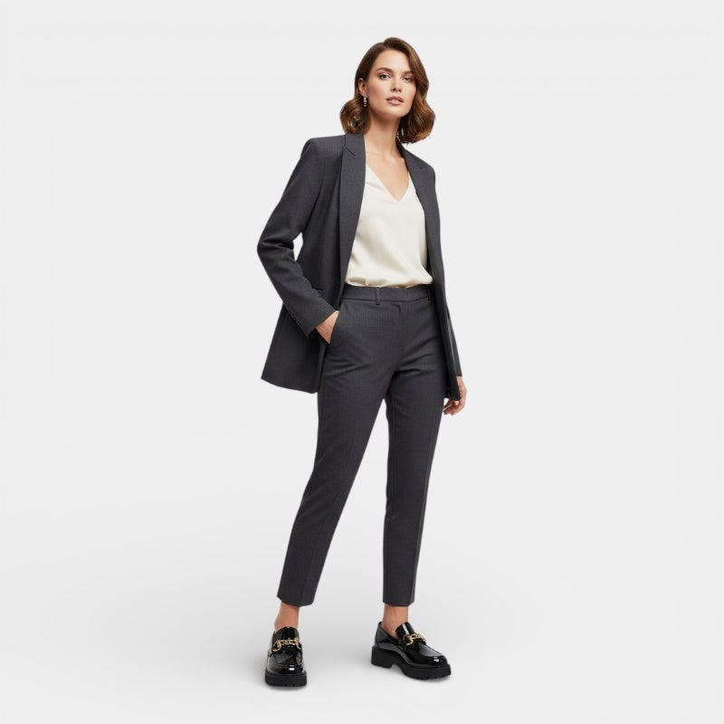 Mocassin femme plateforme noir – vue de trois-quarts