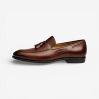 Mocassin homme à gland marron – vue de profil