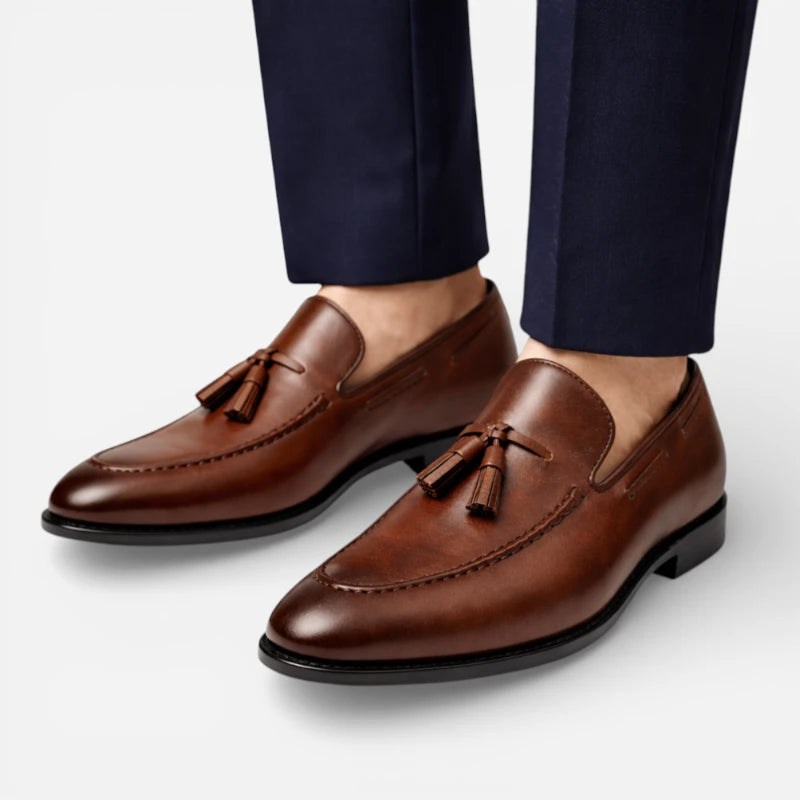 Mocassin homme à gland marron – détail de la finition