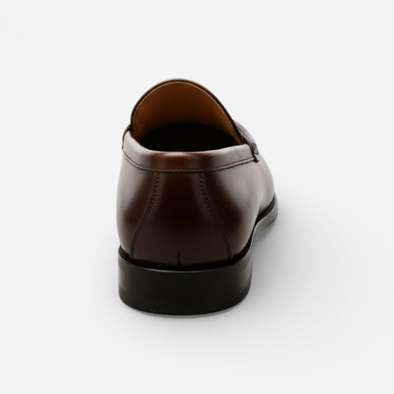 Mocassin homme à talon marron foncé – vue de trois-quarts