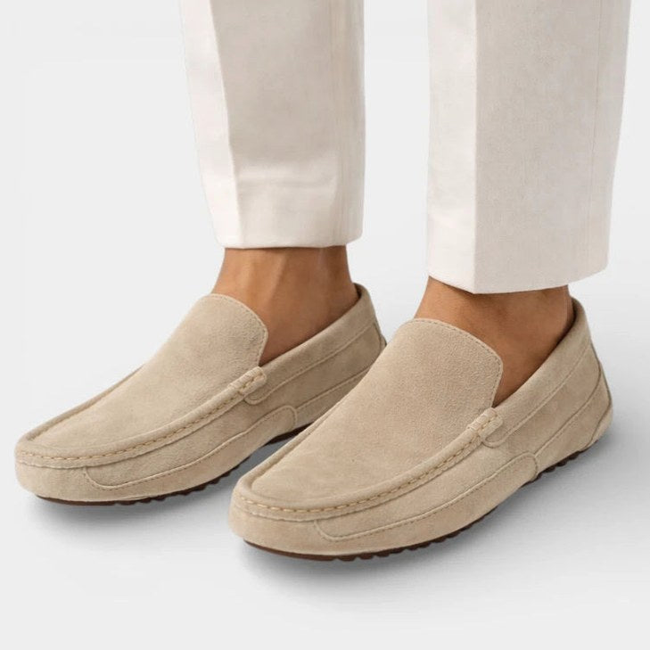 Mocassin homme daim beige – détail de la finition