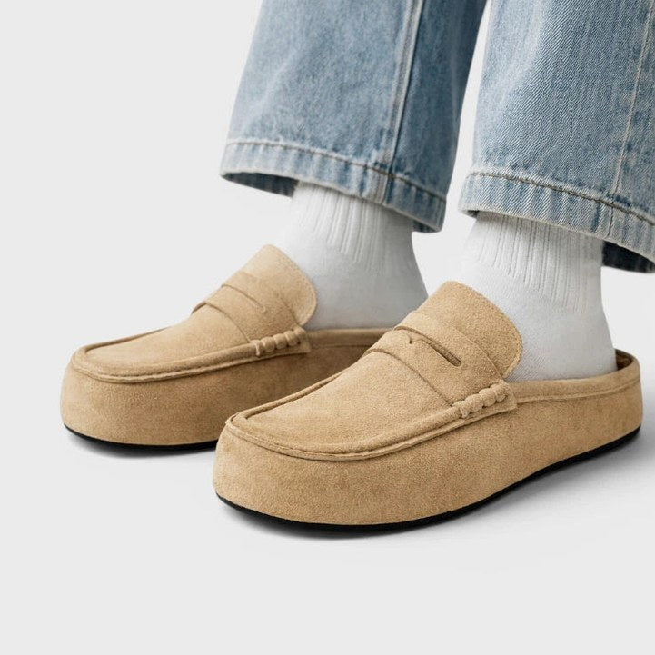 Mocassin homme mule beige – vue de trois-quarts