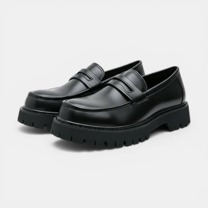 Mocassin homme plateforme noir – détail de la finition